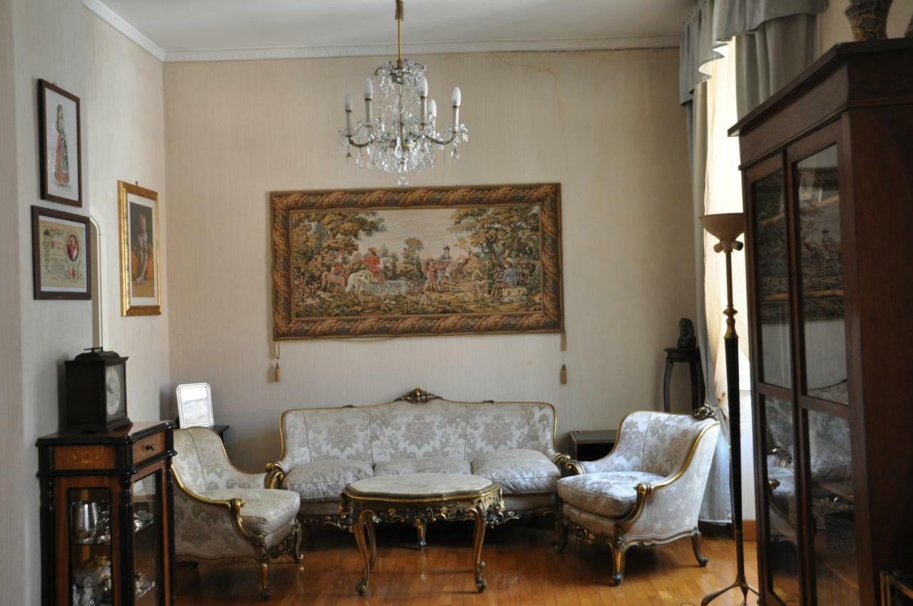 The Queen'S Coffer Rome Exterior photo